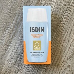 ISDIN Fusion Water MAGIC Daily Protection SPF 40 Sunscreen - NEW